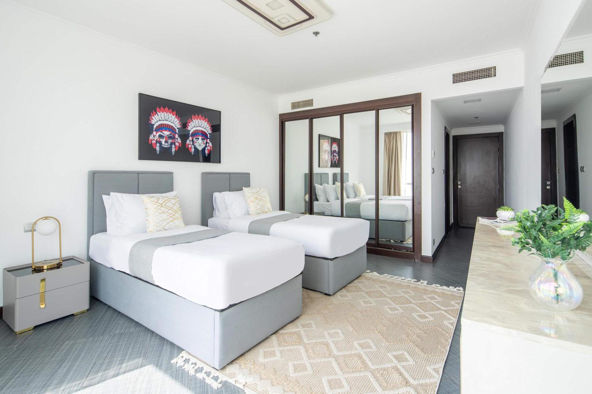 Frank Porter - Al Futtan Tower Dubai