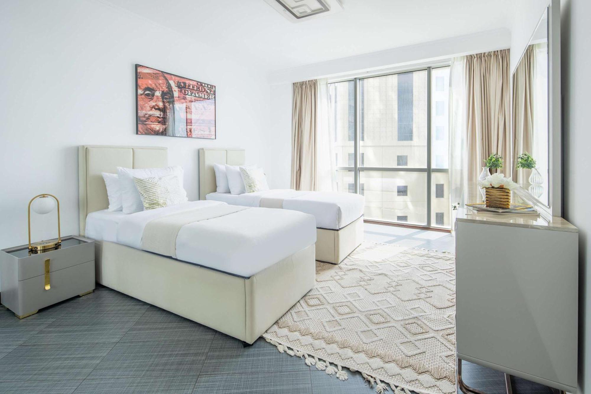 Frank Porter - Al Futtan Tower Dubai